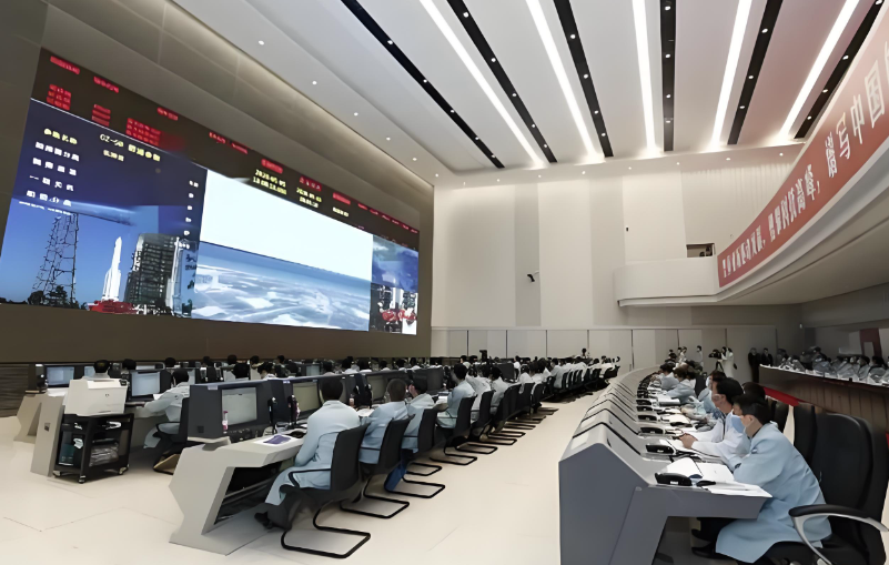 LED显示屏，，照亮航空航天的新视野